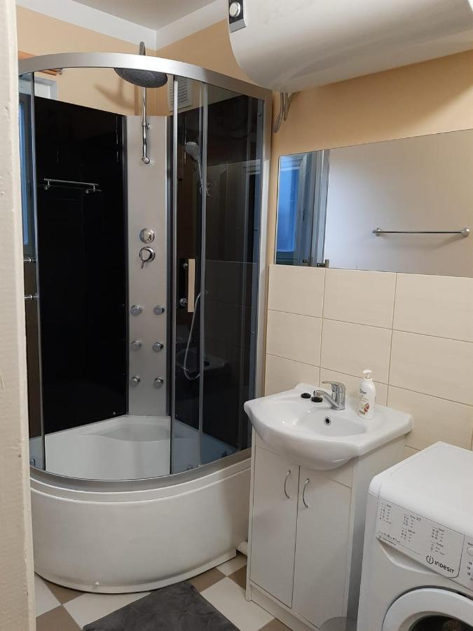 Ergli Apartment Екстериор снимка